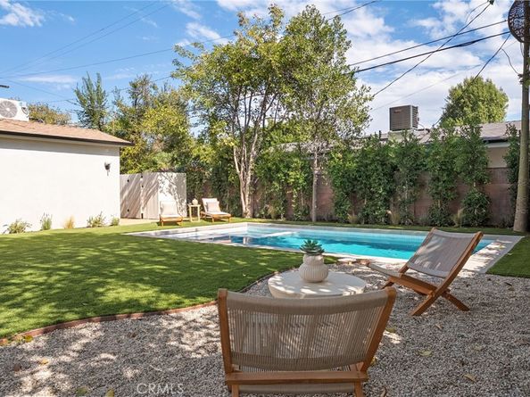 5444 Morella Ave, Valley Village CA 91607