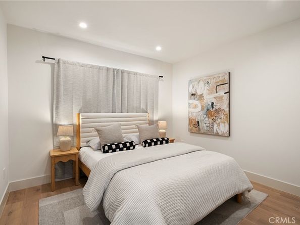 5444 Morella Ave, Valley Village CA 91607