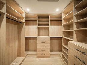 5444 Morella Ave, Valley Village CA 91607