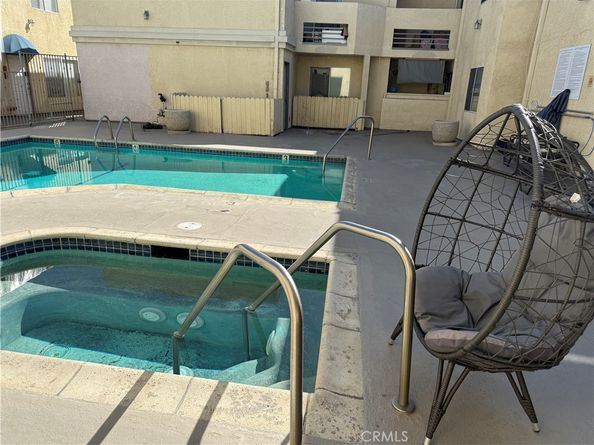 7035 Woodley 116, Van Nuys CA 91406