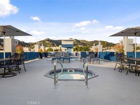 1355 N Sierra Bonita Avenue 208, West Hollywood CA 90046