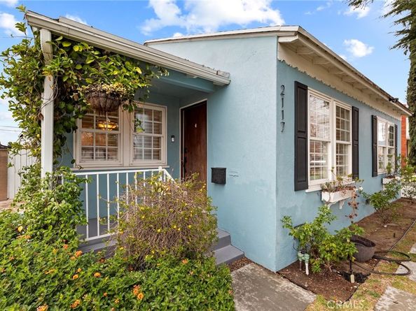 2117 N Screenland, Burbank CA 91505