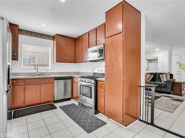 9155 Cedros Avenue 12, Panorama City CA 91402