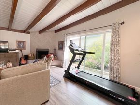 6110 E Walton, Long Beach CA 90815