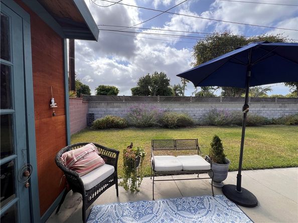 6110 E Walton, Long Beach CA 90815