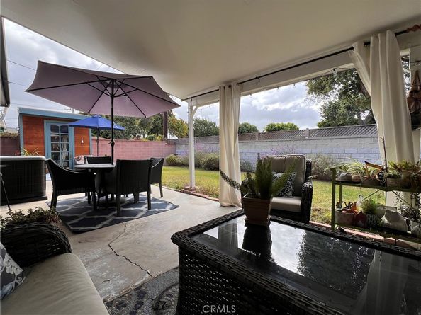 6110 E Walton, Long Beach CA 90815