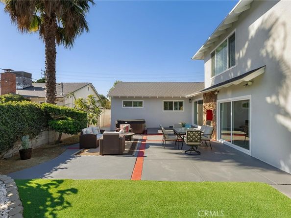 8356 Vanalden, Northridge CA 91324