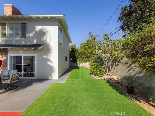 8356 Vanalden, Northridge CA 91324