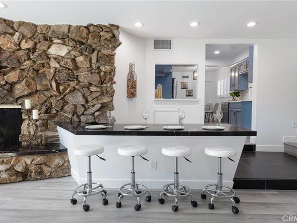 8356 Vanalden, Northridge CA 91324