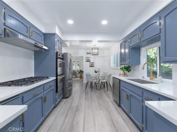 8356 Vanalden, Northridge CA 91324