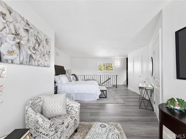 8356 Vanalden, Northridge CA 91324