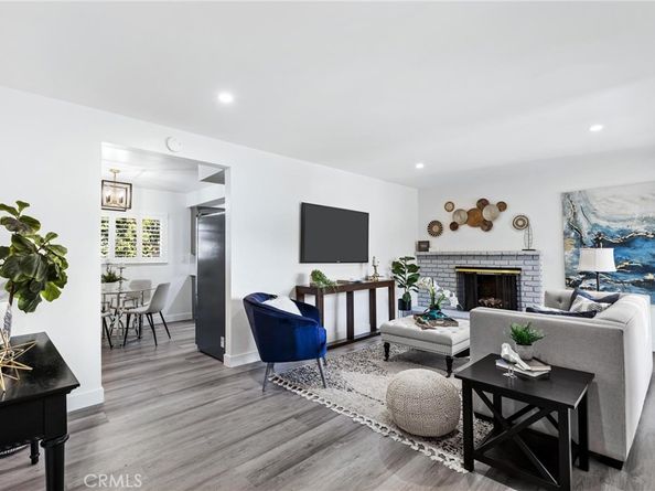 8356 Vanalden, Northridge CA 91324