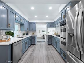 8356 Vanalden, Northridge CA 91324