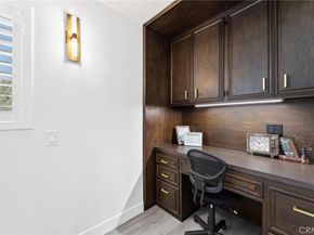 8356 Vanalden, Northridge CA 91324