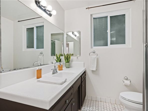 1925 Montana Avenue 3, Santa Monica CA 90403