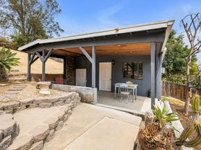 19419 Oxnard Street, Tarzana CA 91356