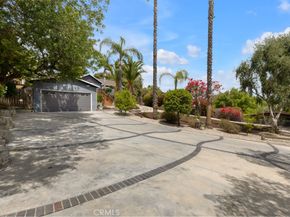 19419 Oxnard Street, Tarzana CA 91356
