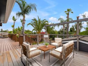 19419 Oxnard Street, Tarzana CA 91356