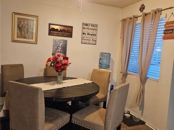 18307 Burbank Boulevard 41, Tarzana CA 91356