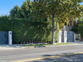 732 N Crescent Heights, Los Angeles CA 90046