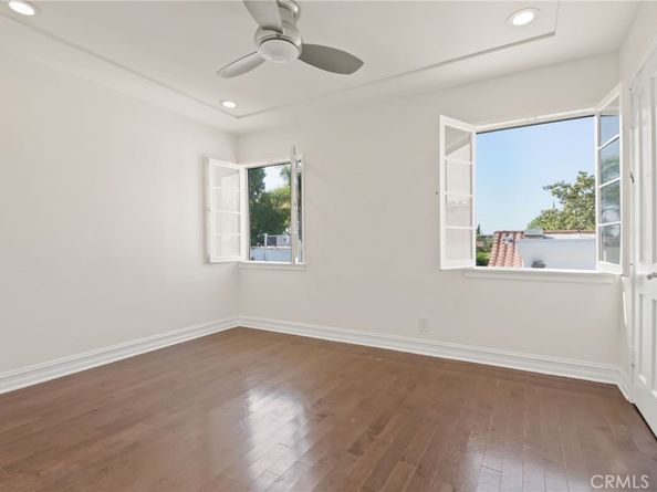 732 N Crescent Heights, Los Angeles CA 90046