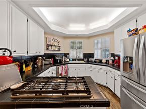 20950 Oxnard Street 54, Woodland Hills CA 91367