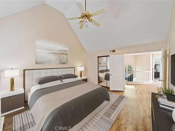 20950 Oxnard Street 54, Woodland Hills CA 91367