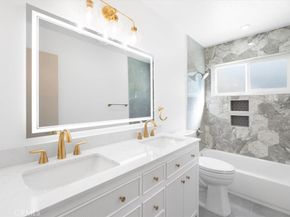 8581 Owensmouth, Canoga Park CA 91304