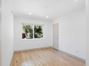 8581 Owensmouth, Canoga Park CA 91304