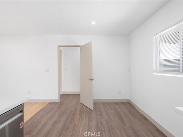 8581 Owensmouth, Canoga Park CA 91304