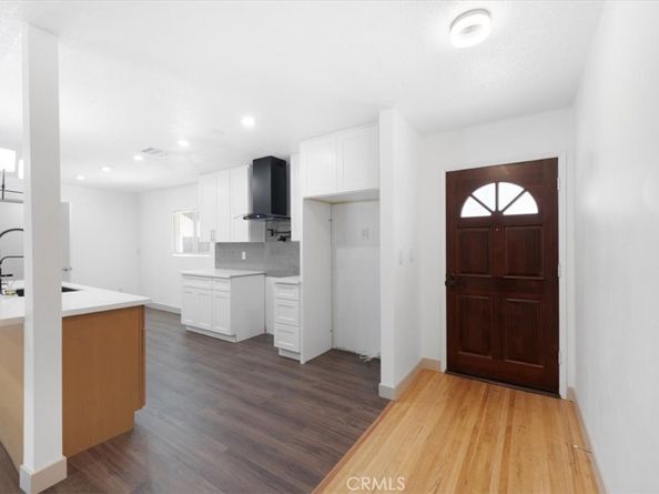 8581 Owensmouth, Canoga Park CA 91304