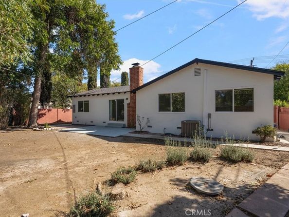 8581 Owensmouth, Canoga Park CA 91304