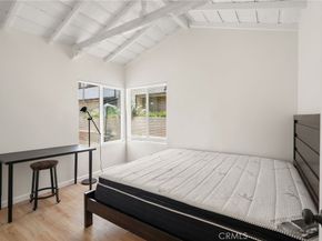 1523 Rock Glen Avenue, Glendale CA 91205