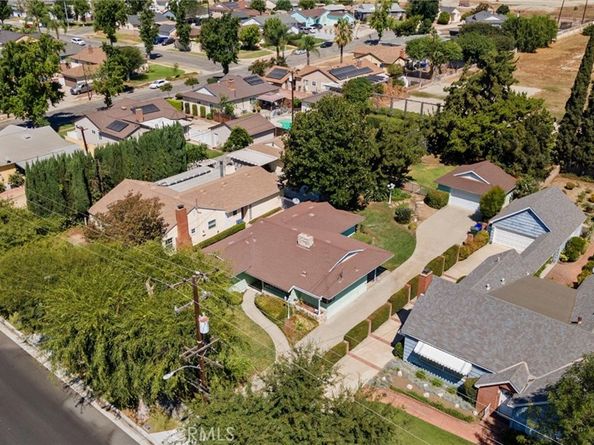 947 W Arrow Highway, Upland CA 91786