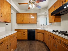 947 W Arrow Highway, Upland CA 91786
