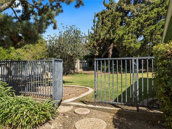 947 W Arrow Highway, Upland CA 91786