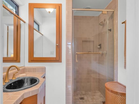 4772 Excelente Drive, Woodland Hills CA 91364