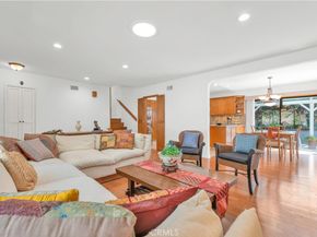 4772 Excelente Drive, Woodland Hills CA 91364
