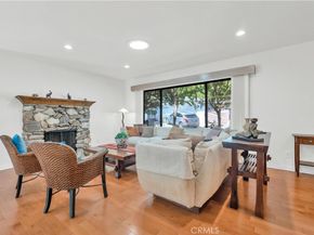 4772 Excelente Drive, Woodland Hills CA 91364