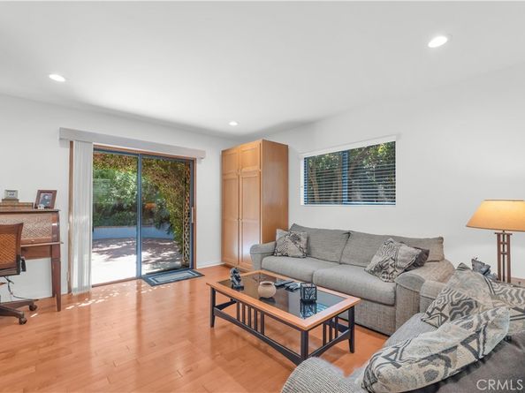 4772 Excelente Drive, Woodland Hills CA 91364