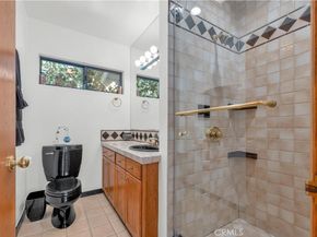 4772 Excelente Drive, Woodland Hills CA 91364