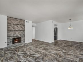 21333 Lassen Street 6H, Chatsworth CA 91311