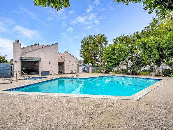 21333 Lassen Street 6H, Chatsworth CA 91311
