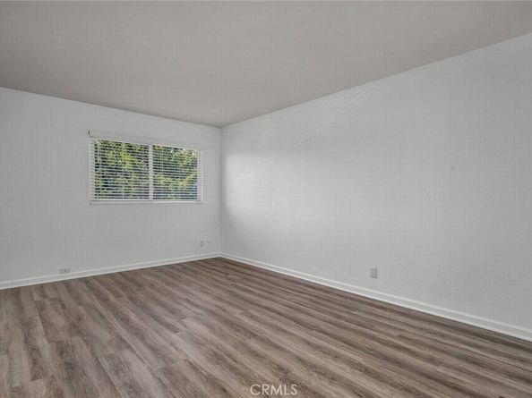 21333 Lassen Street 6H, Chatsworth CA 91311