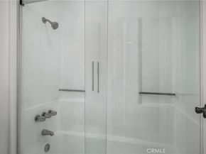 21333 Lassen Street 6H, Chatsworth CA 91311