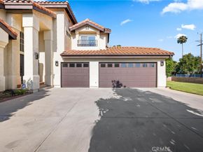 17543 Saticoy St, Northridge CA 91325
