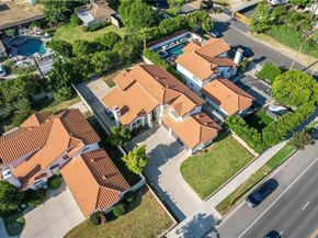 17543 Saticoy St, Northridge CA 91325