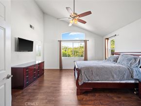 17543 Saticoy St, Northridge CA 91325