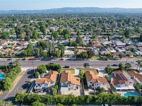 17543 Saticoy St, Northridge CA 91325