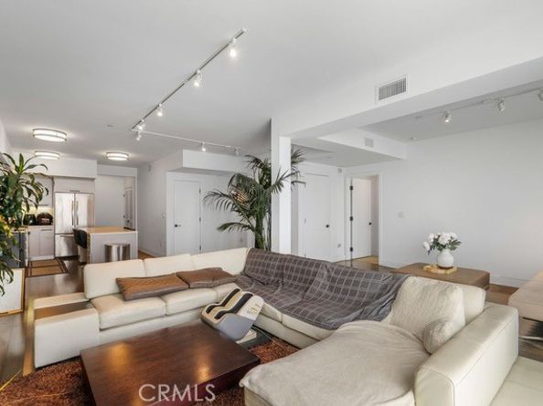 1817 Prosser Avenue 503, Los Angeles CA 90025